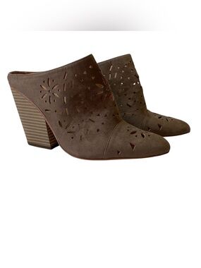 BCBGENERATION Carmen Dark Brown Faux Suede Laser Cut Mule Heels Shoes - Size 8.5